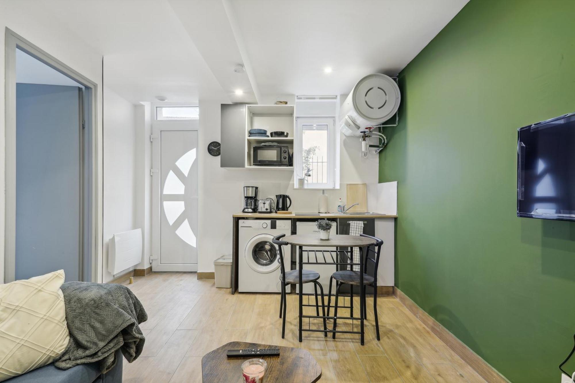 La Ferté-sous-Jouarre Chic Cosy Apart With Parking מראה חיצוני תמונה