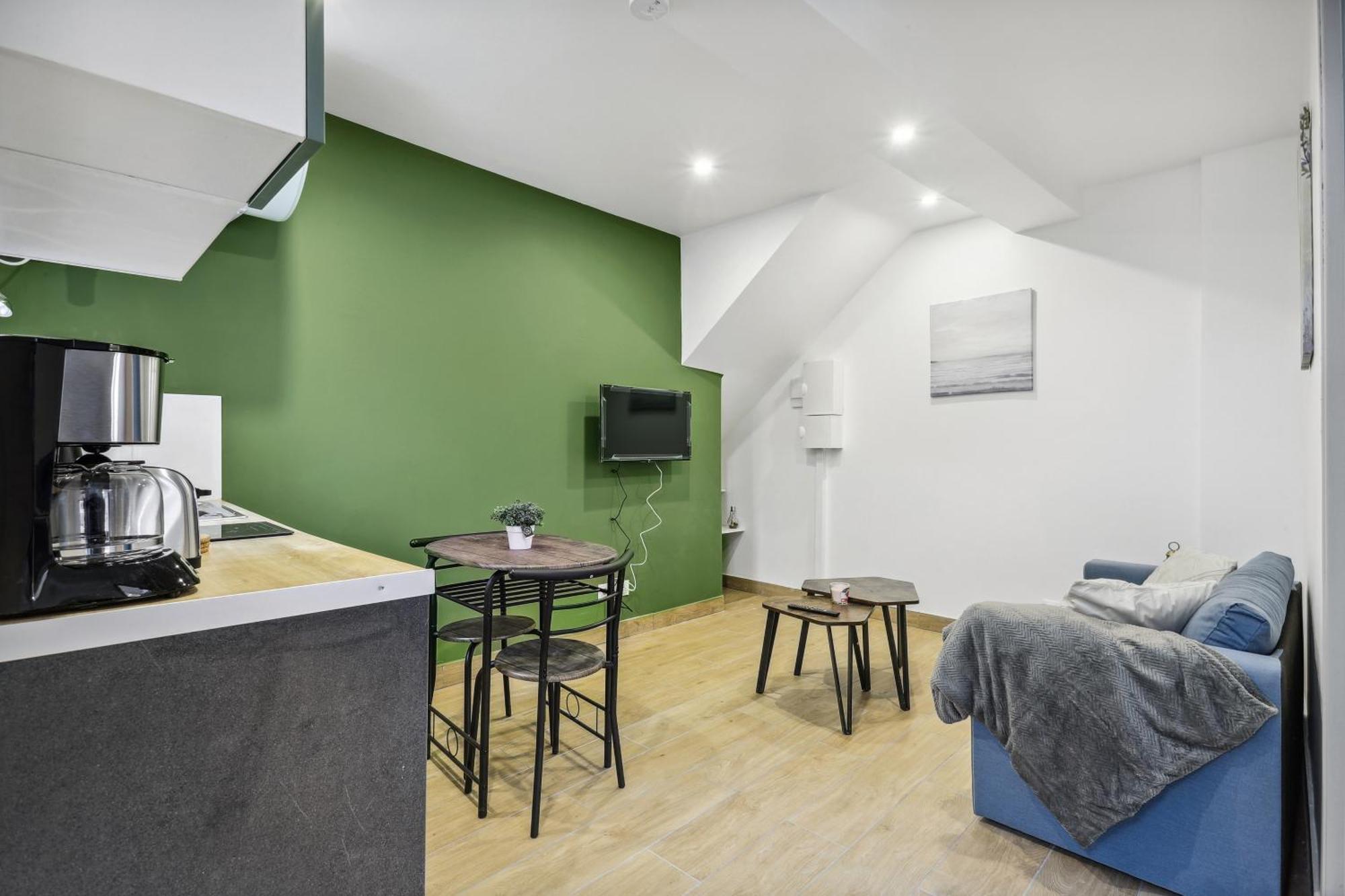 La Ferté-sous-Jouarre Chic Cosy Apart With Parking מראה חיצוני תמונה