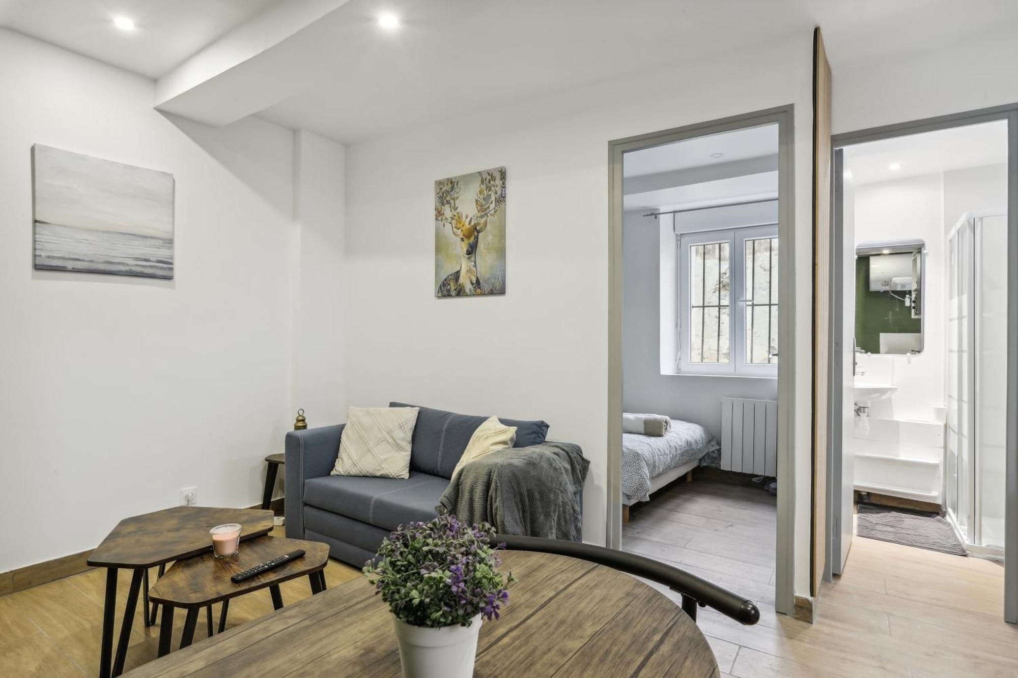 La Ferté-sous-Jouarre Chic Cosy Apart With Parking מראה חיצוני תמונה