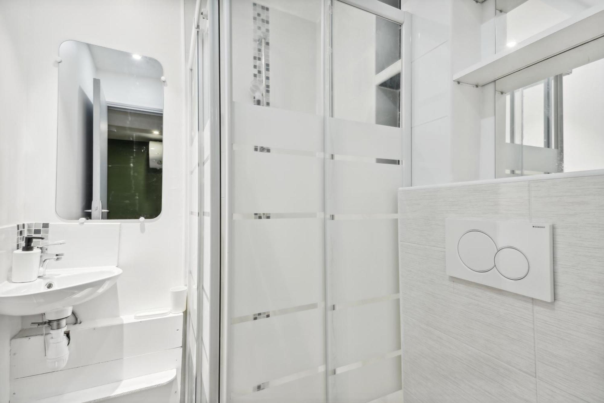 La Ferté-sous-Jouarre Chic Cosy Apart With Parking מראה חיצוני תמונה